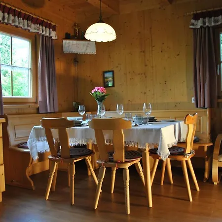 Am Teich Familie Gaenser